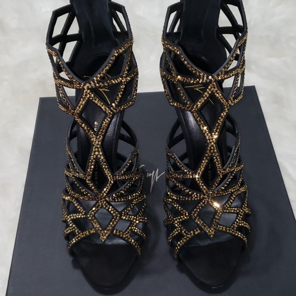 GIUSEPPE ZANOTTI - Picture 7 of 8